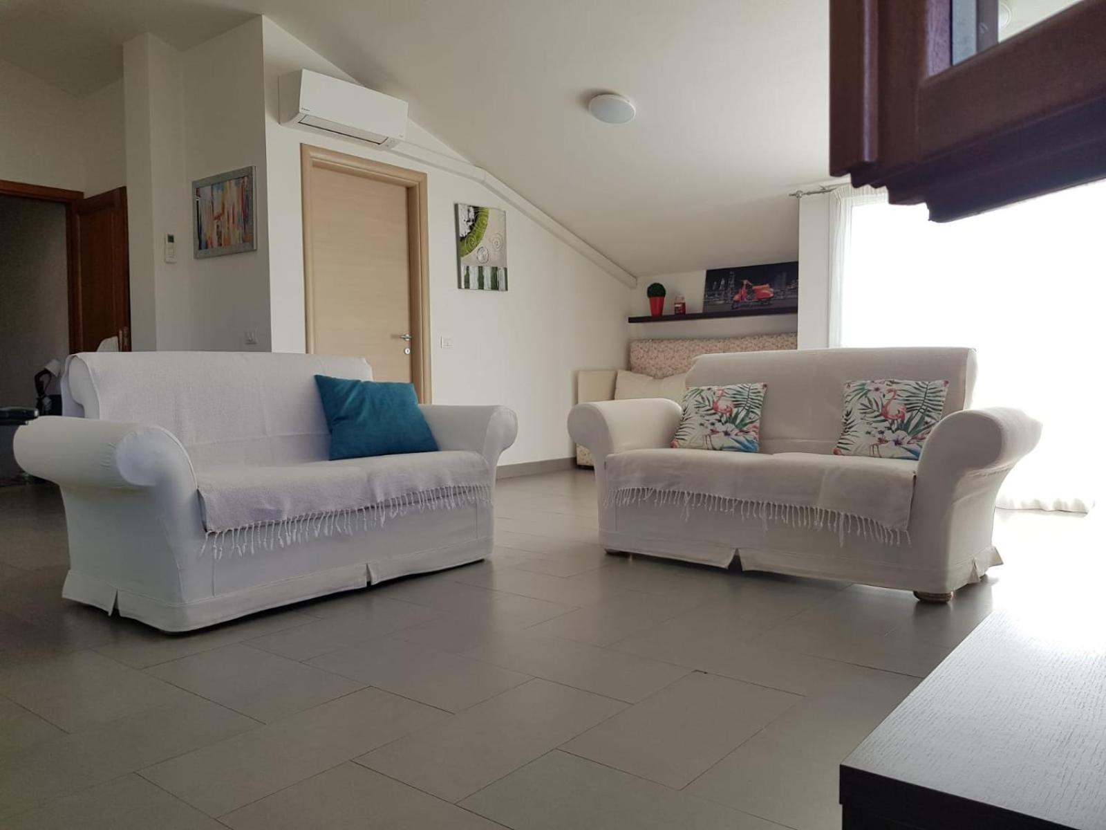 Villa Del Mar Country Loft 萨萨里 外观 照片